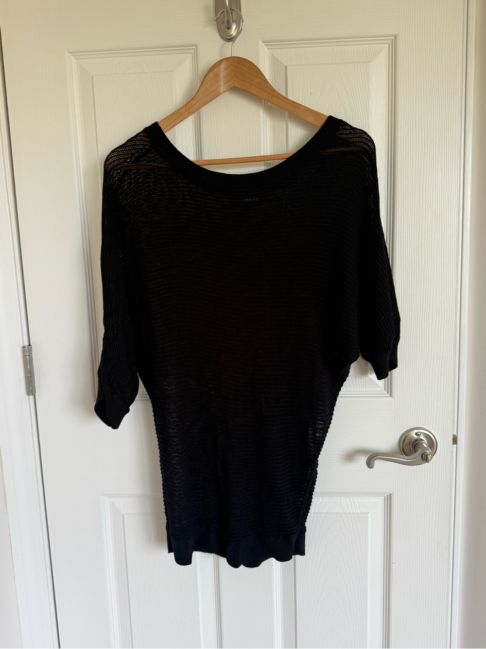Women’s Express Black Dolman Sleeves Mesh Tunic Sweater  Size L